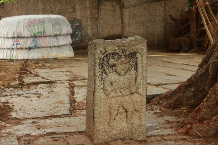 Kampli Kote Hebbagilu, Kampli, Karnataka, India